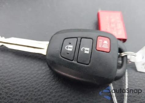 2018 Toyota Tacoma Sr z USA, uszkodzony, nr VIN 5TFAX5GN2JX118543